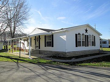 2nd image of 354 Lark Ln