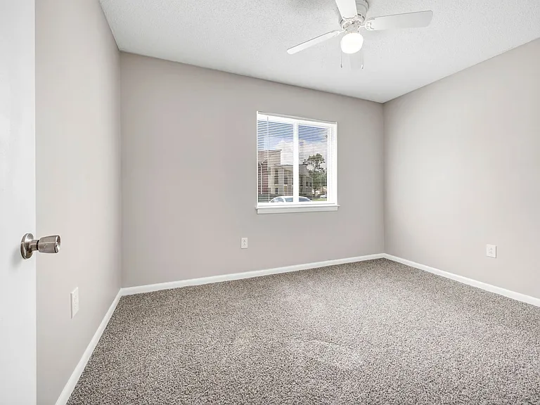 Bentree Apartments — Photo 45
