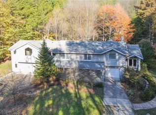 860 Killinger Rd, Clinton, OH 44216