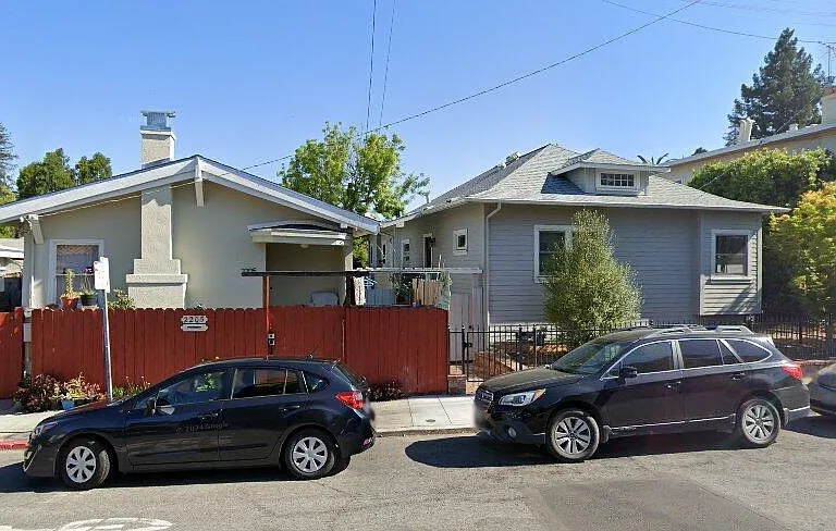 2209 Woolsey St — Photo 1