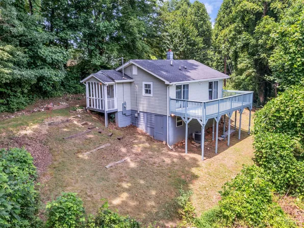 83 E View St, Marion, NC 28752