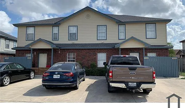 7636 Windsor Oaks