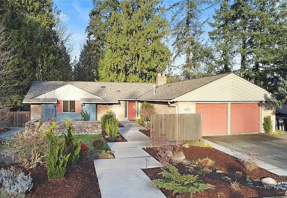 1st image of 1232 172nd Ave NE