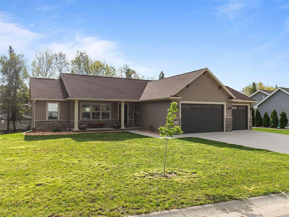 1st image of 642 Wildwind Dr