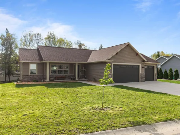 642 Wildwind Dr, Hortonville, WI 54944