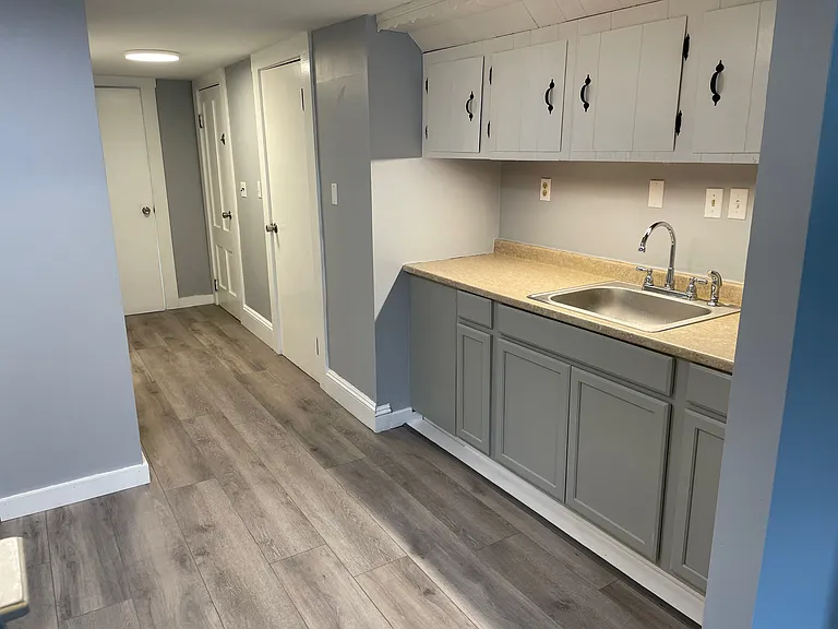 16 Northend St #3 — Photo 7