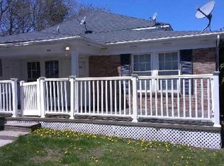 8D Valley Forge Ct, Ridge, NY 11961