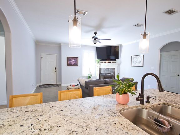 5th image of 5013 Forestwood Blvd