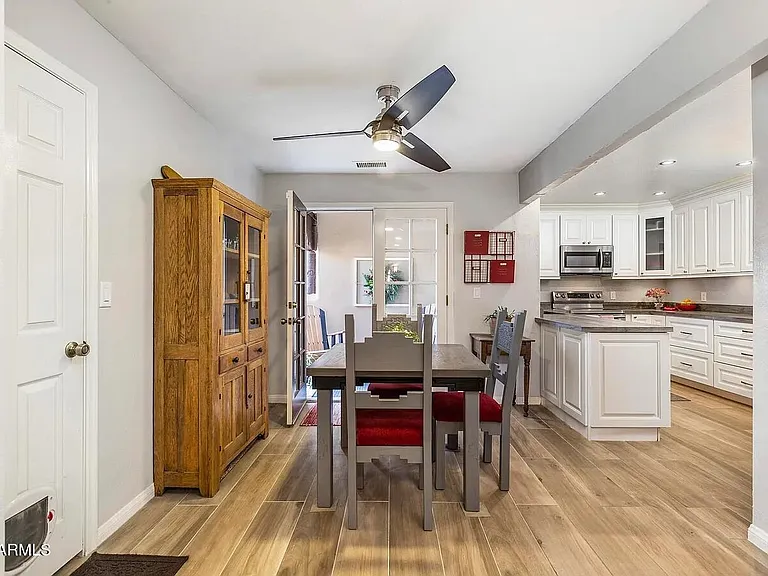5402 E Windsor Ave #17 — Photo 12