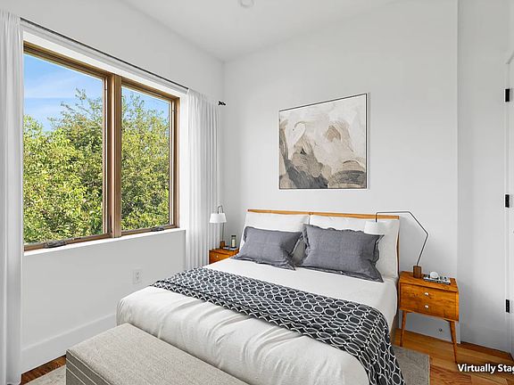 3rd image of 513 Chauncey St APT 3