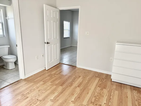6440 Elmwood Ave #2, Sarasota, FL 34231