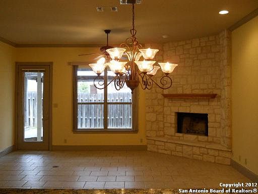 3rd image of 470 S Summit Circle