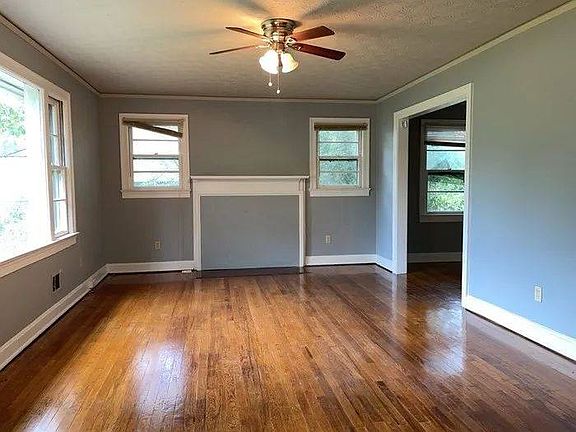 5th image of 108 Williamsburg Dr