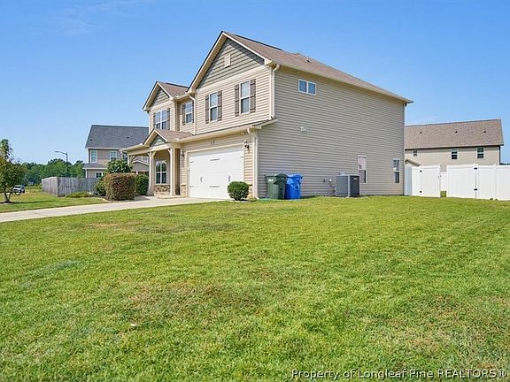 2nd image of 852 Bellingham Way
