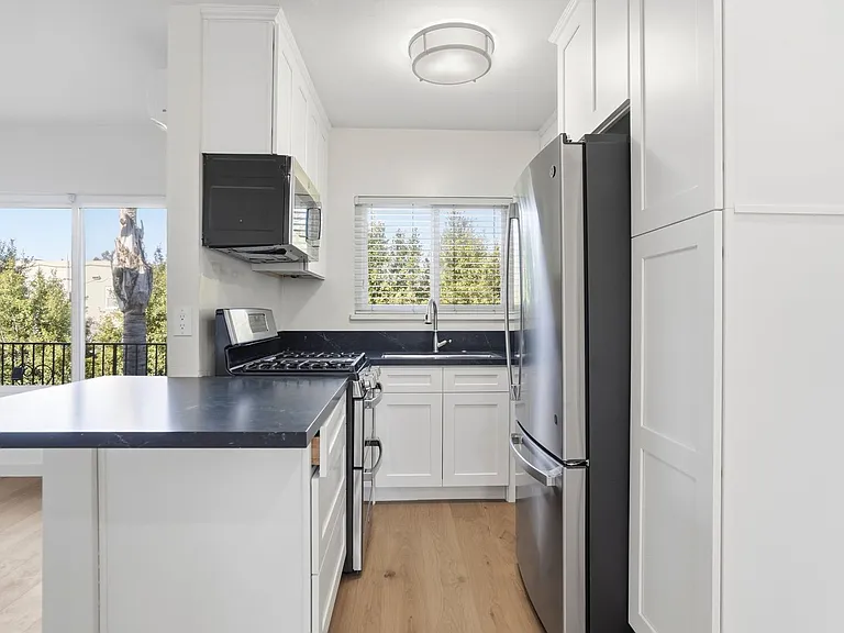 4475 Hamilton St. — Photo 7