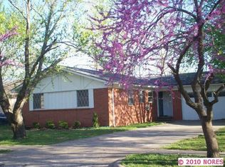 143 W Chestnut Pl, Skiatook, OK 74070