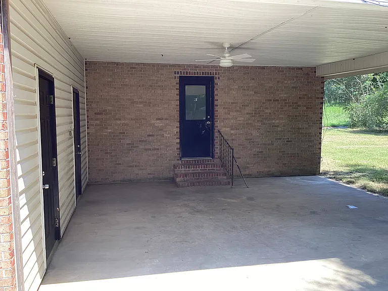 1803 Sandra Dr — Photo 3