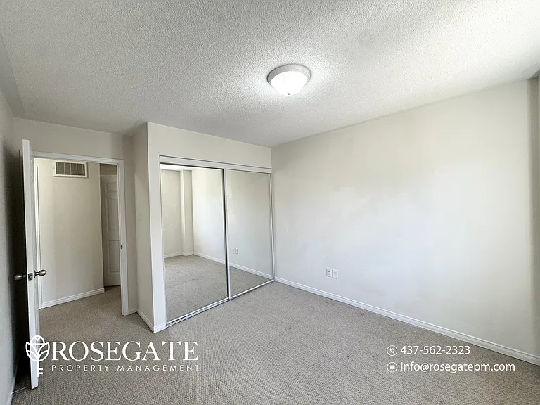 60 Fairwood Cir #130 — Photo 12