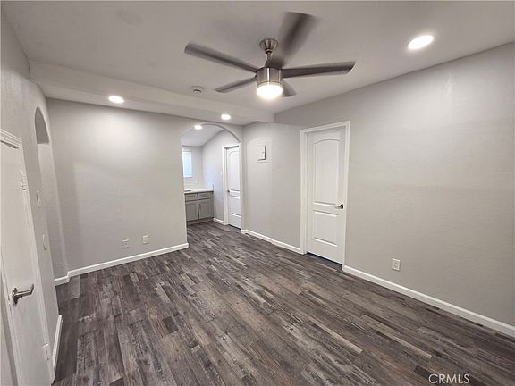 2nd image of 1923 E 6th St #1/2