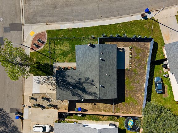 5th image of 4534 N Park Dr