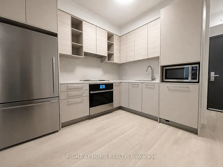 38 Gandhi Ln #702 — Photo 3