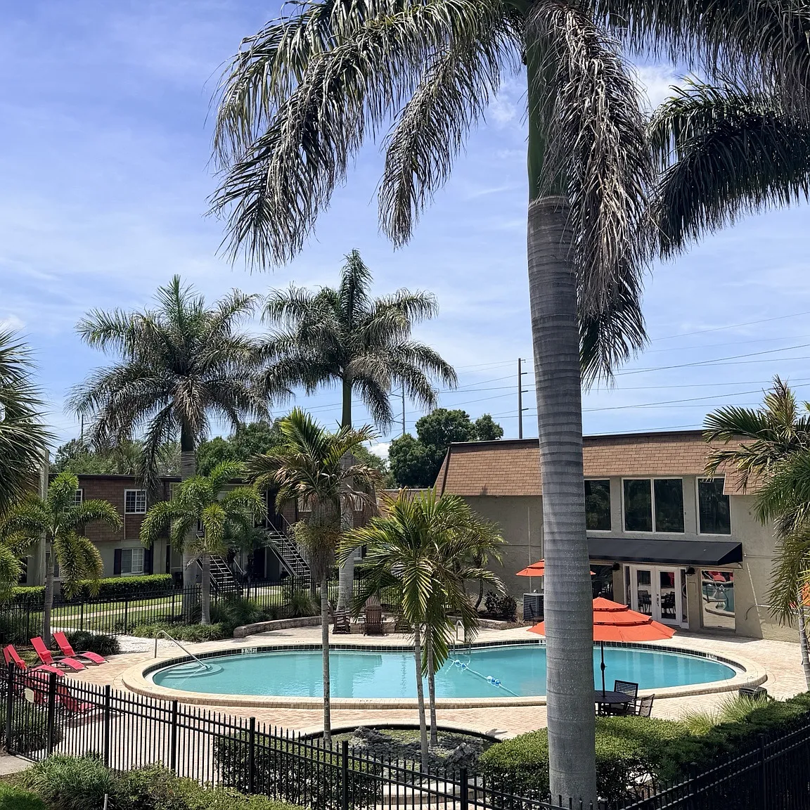 Park Pointe Apartments — Photo 4