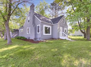 667 W Broadway Ave, Forest Lake, MN 55025