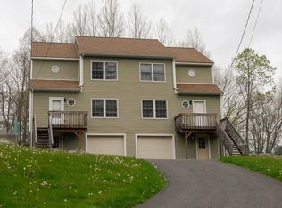 41 Petty Plain Rd, Greenfield, MA 01301