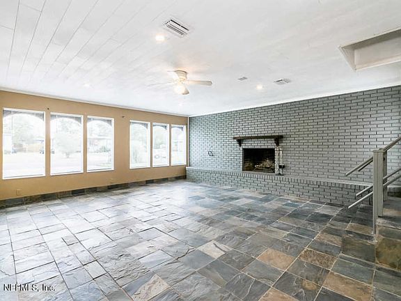 3rd image of 11262 Samuel Dr