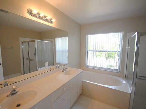 264fc586-91e3-4dce-af66-2c20dcd3ca49-w_1500-h_1000