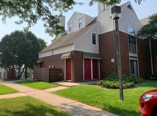 527 Donofrio Dr UNIT 6, Madison, WI 53719
