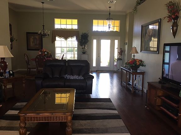 3rd image of 3381 Magnolia Landing Ln