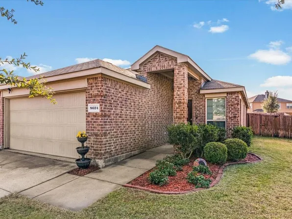 8624 Yosemite Trl, Aubrey, TX 76227