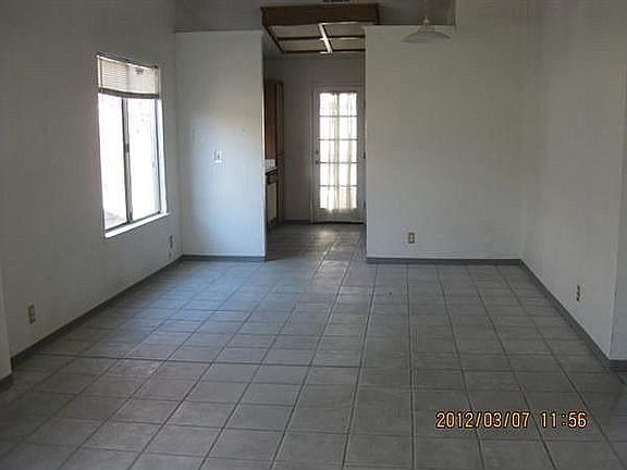 LIVING/DINING INTO KITCHEN