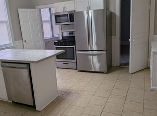 1760 N Arlington Pl #1, Milwaukee, WI 53202