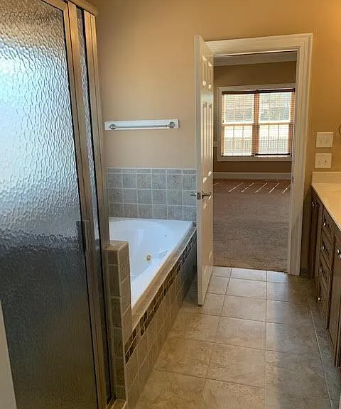1113 Abby Dr — Photo 18