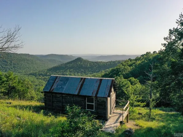 1 9th Hwy, Melbourne, AR 72556