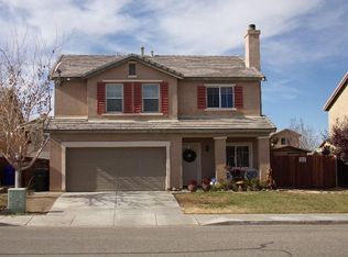 15244 Hallmark Ln, Victorville, CA 92394