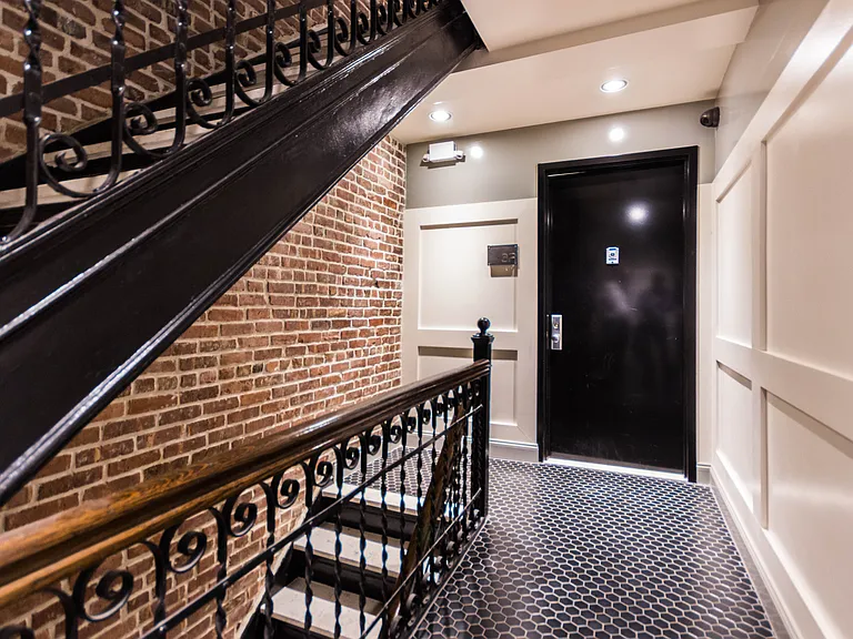 41 W 24th St #Penthouse 8F — Photo 11