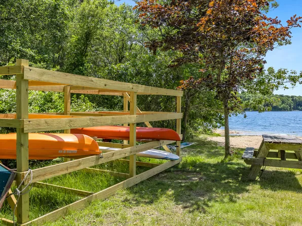 48 Round Pond Drive, East Falmouth, MA 02536