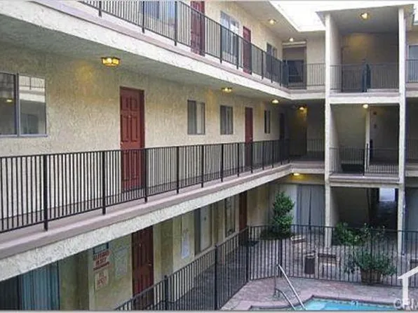 21219 Roscoe Blvd Unit 215, Canoga Park, CA 91304