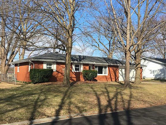 2nd image of 31 Queensway Dr