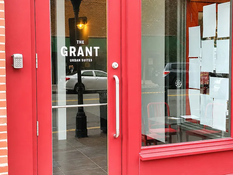 5 W Broughton St #401 — Photo 3