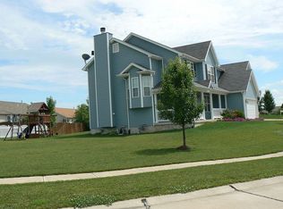 216 Schroeder Grove Dr, Wentzville, MO 63385
