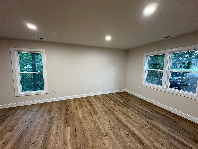 30 Broad Vista Blvd — Photo 6