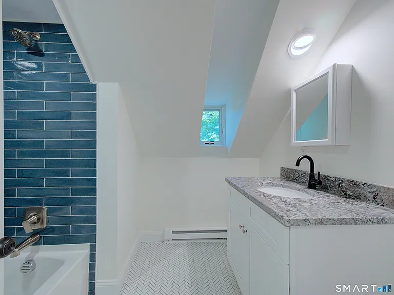 16 Benham Rd #D — Photo 5