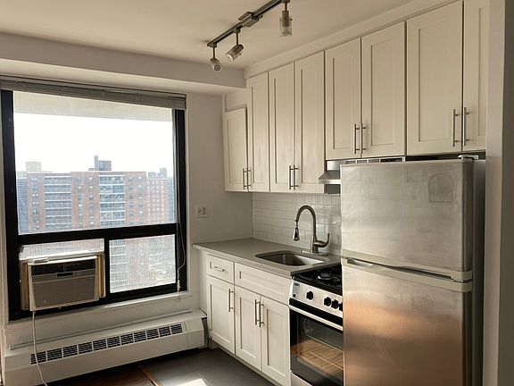 3rd image of 61-25 98th St #17N