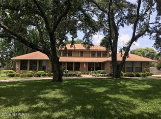 614 Dunrobin Dr, Orange Park, FL 32073