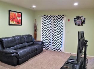 503 Green Hollow Dr, Iselin, NJ 08830