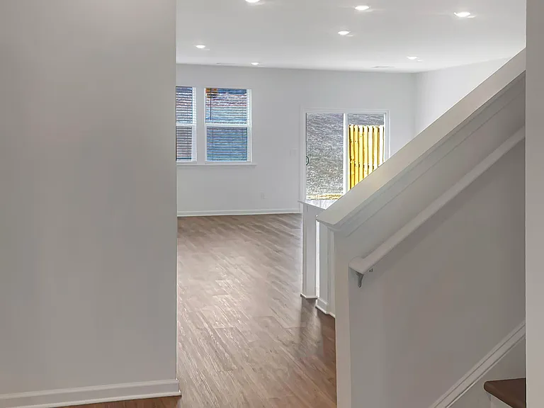 109 Milledge Cmns — Photo 5